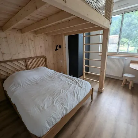 - Plume 公寓 康庞